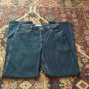 Abercrombie size 8L ‘90 relaxed high rise cargo jean